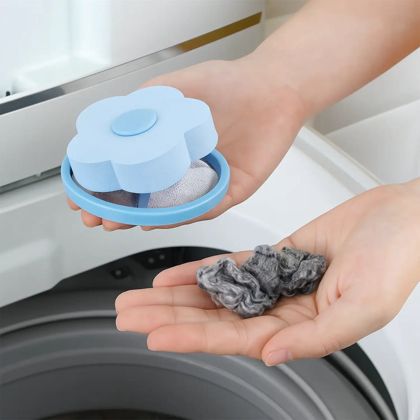 Set of 4 Hair Catcher Capsules for Washing Machine